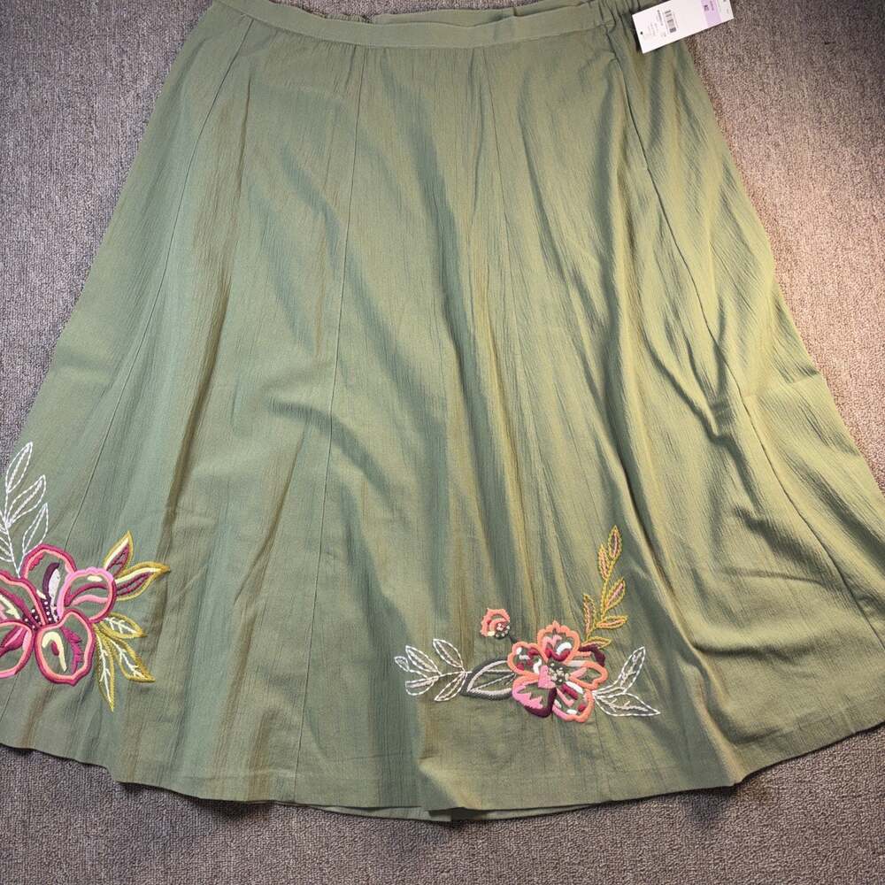 Koret Woman Olive Green Embroidered Midi Skirt Women’s 22W NWT Boho Floral